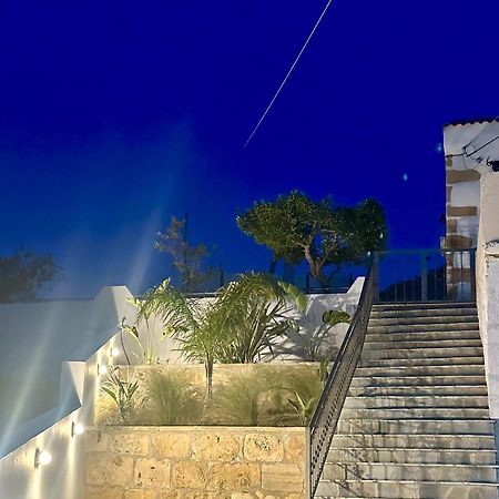 Villa Eftychia Serene Getaway With Hot Tub In A Quiet Location 키사모스 외부 사진