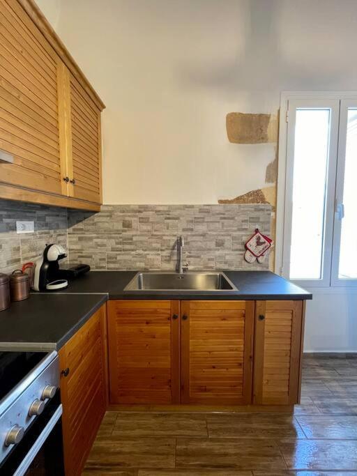 Villa Eftychia Serene Getaway With Hot Tub In A Quiet Location 키사모스 외부 사진