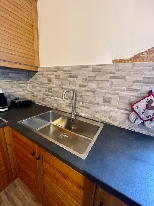 Villa Eftychia Serene Getaway With Hot Tub In A Quiet Location 키사모스 외부 사진