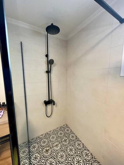Villa Eftychia Serene Getaway With Hot Tub In A Quiet Location 키사모스 외부 사진